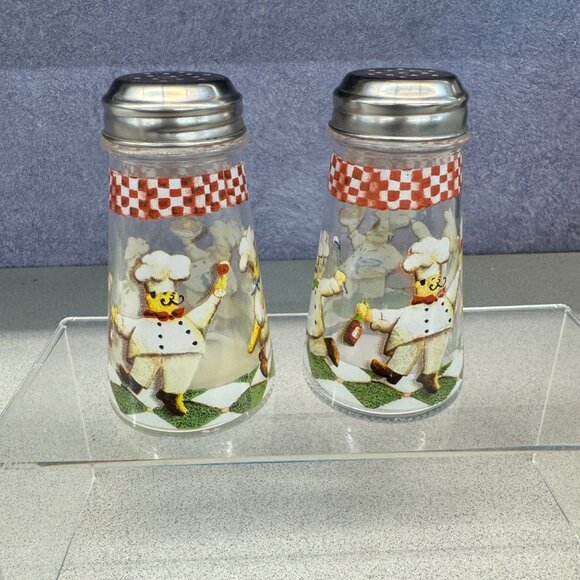 Bistro Italian Chef Salt & Pepper Shakers Set Circleware 4 oz. Glass & Metal Top - Picture 1 of 7